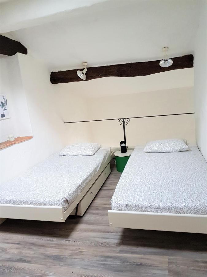 Caslano: 2.5 Zi-Dachwohnung Im Rustikalen-Modernen Stil Kültér fotó